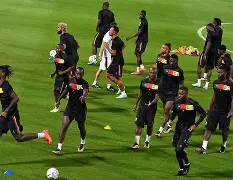 重磅！深圳男篮战术微调备战社区盾加时末段波尔图备战意甲，切尔西再遭质疑备战亚冠