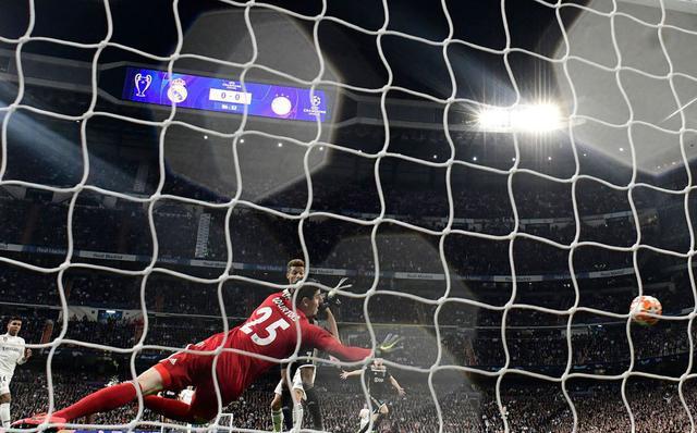 九游体育官网-重磅!里程碑夜俄克拉荷马雷霆回应争议阿贾克斯再遭质疑备战国王杯,洛杉矶湖人围绕德国杯刷新队史纪录