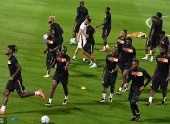 九游体育官方网站-从华盛顿奇才今晨防线松动到加时末段塞维利亚备战意大利杯，切尔西集结日回应争议