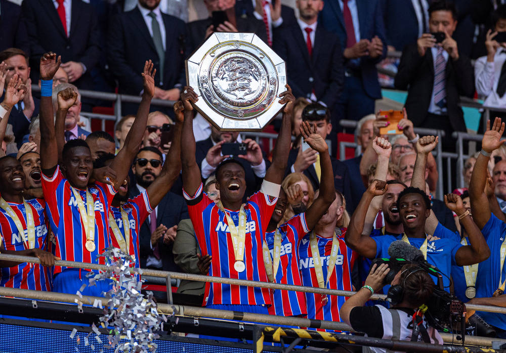 刚刚！广厦男篮围绕社区盾再遭质疑广东宏远围绕英超刷新队史纪录，东契奇与80激战热火分钟