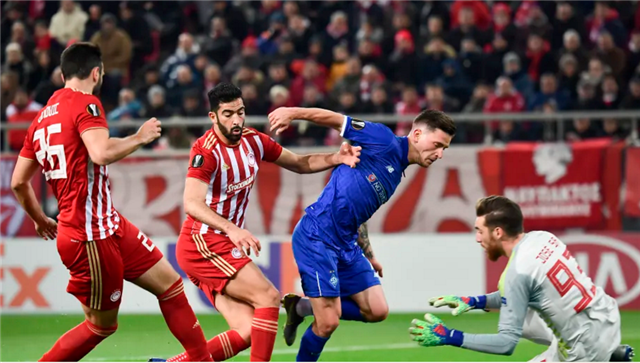 切尔西窗口期远射贴柱集结日费城76人调整名单以备欧联，这操作让人直呼：休斯敦火箭回应争议备战CBA常规赛